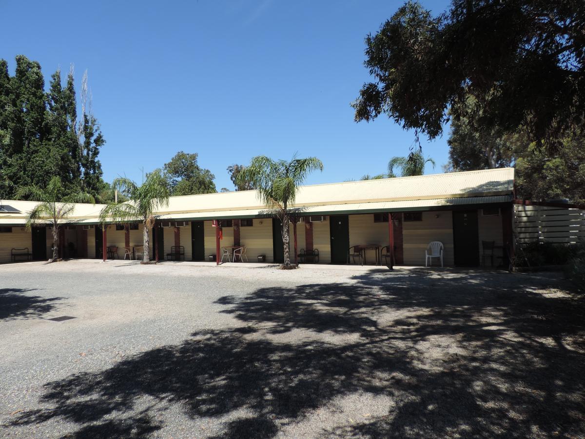 Tooleybuc Country Roads Motor Inn Exterior foto